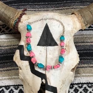 Giddy up necklace